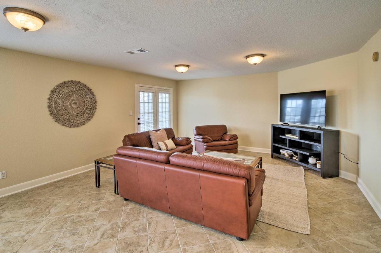 Apt With Balconies - Steps To Kemah Boardwalk! Екстериор снимка